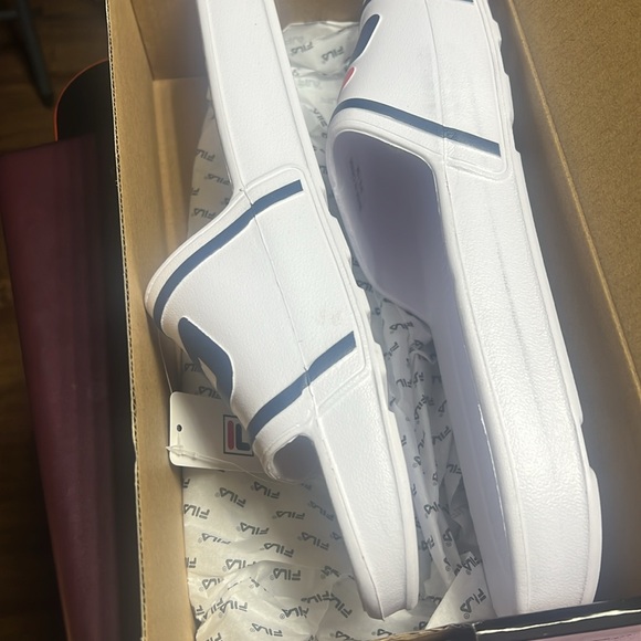 Men FILA Slides - Picture 7 of 8